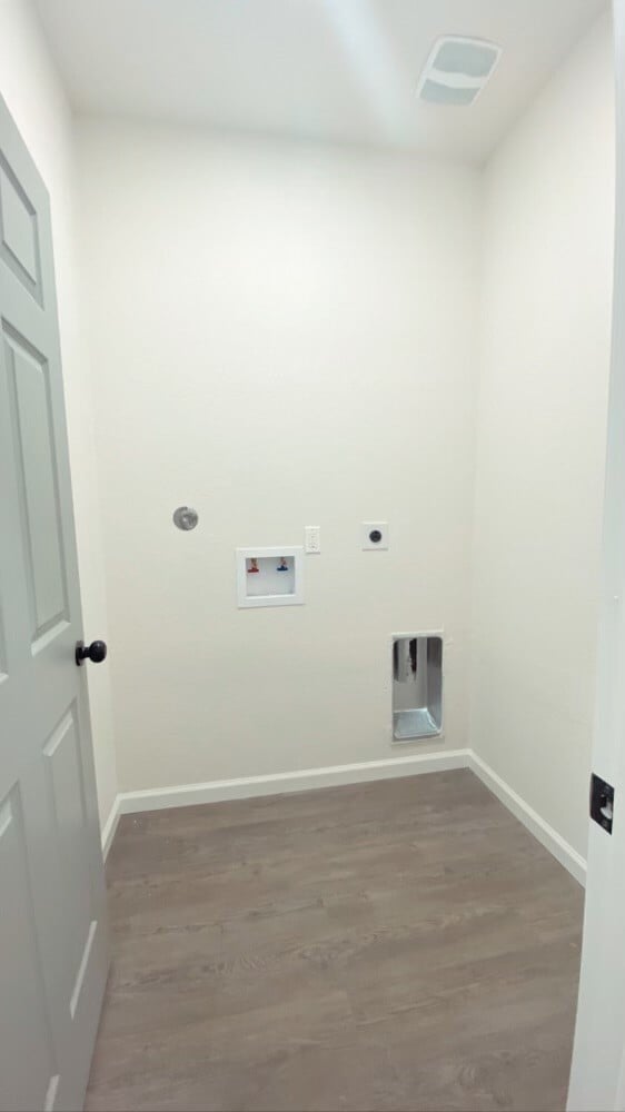 Building Photo - 9719 Pelsey St