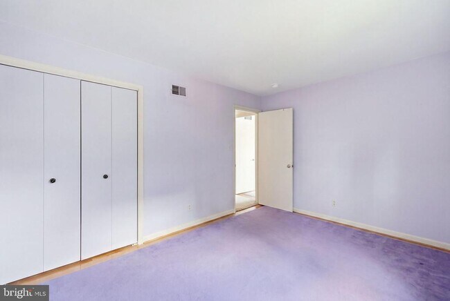 Building Photo - 6605 Grey Fox Dr