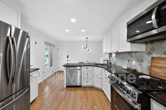 Building Photo - 7830 Whiterim Terrace
