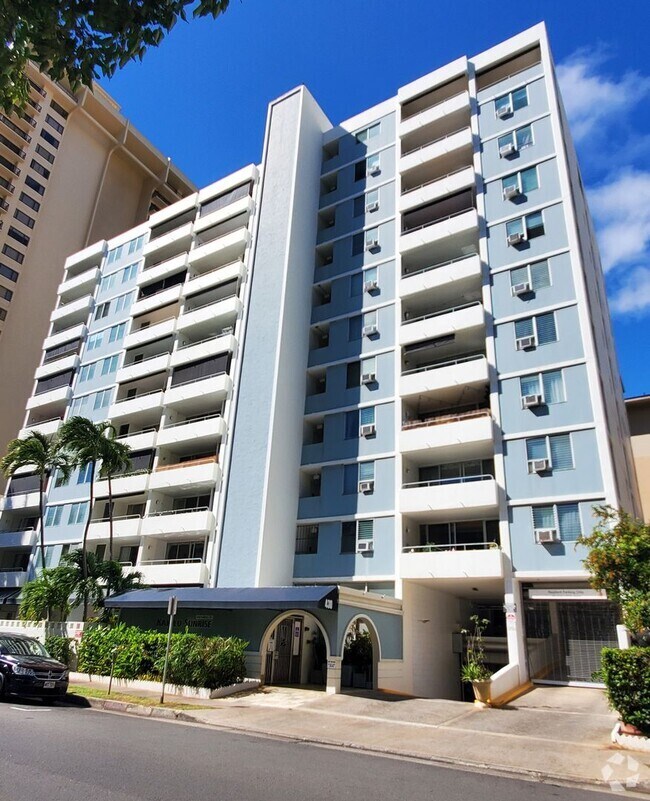 Building Photo - Remodeled Waikiki Condo!