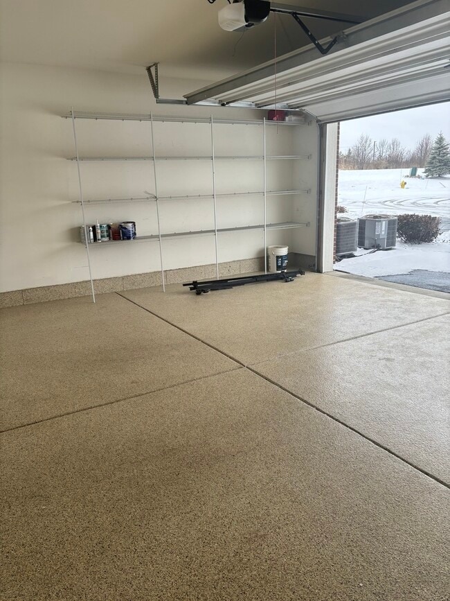 Building Photo - 10611 W 154th Pl