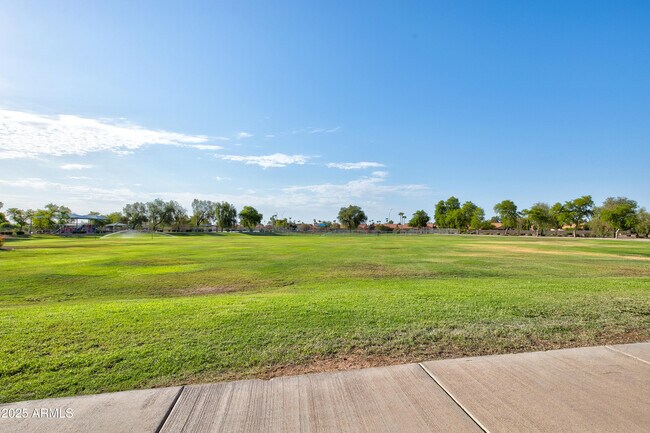 Building Photo - 9859 W Potter Dr