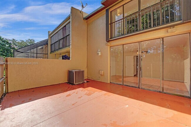 Building Photo - 760 E Coco Plum Cir