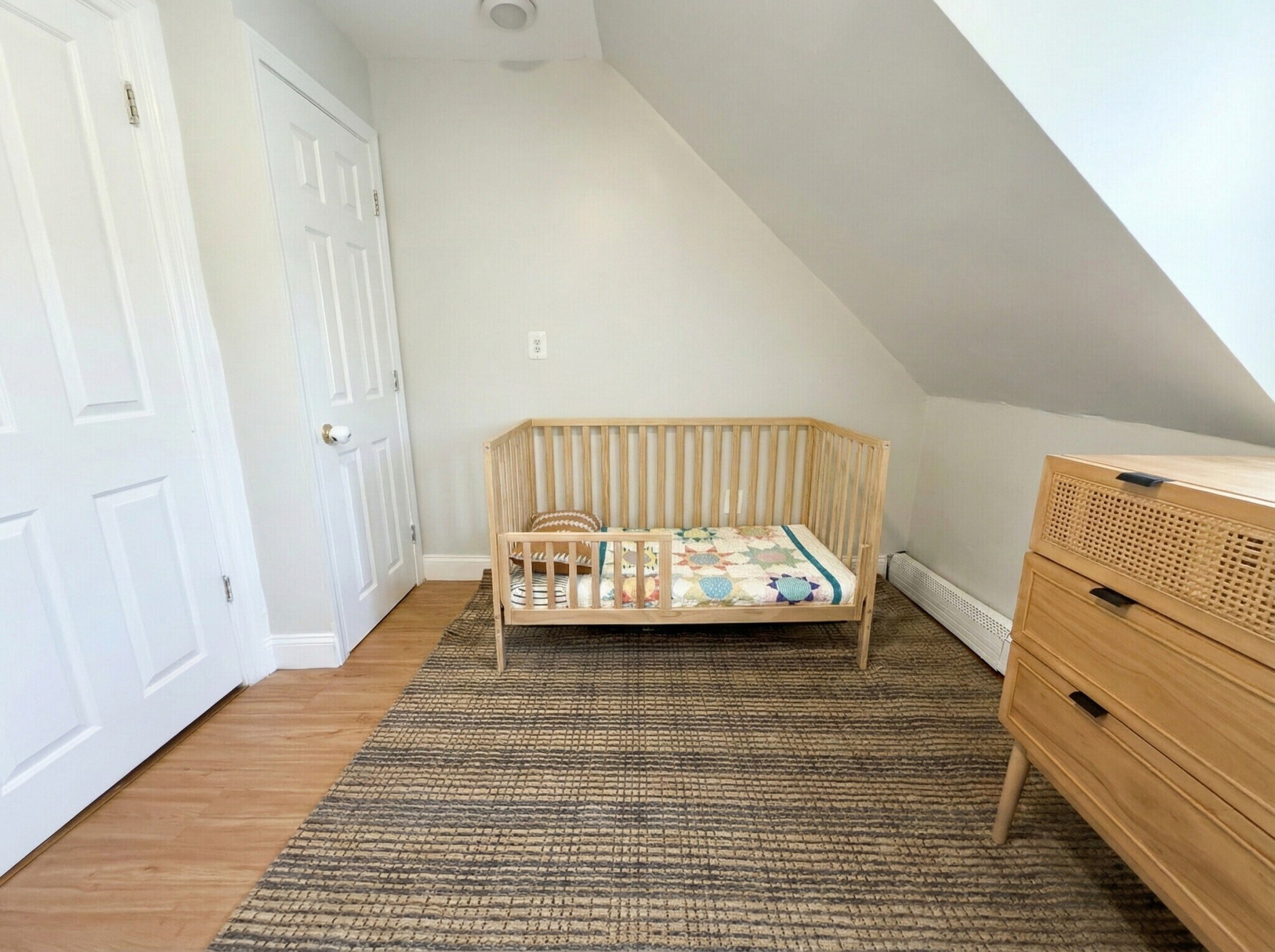 Building Photo - 20 Fellsway W