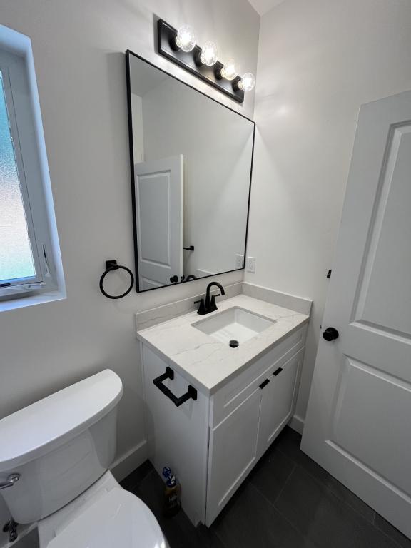 Building Photo - 414 Grace Way