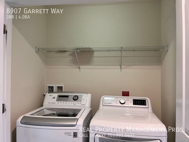 Building Photo - 8907 Garrett Way