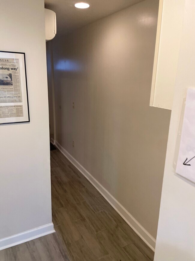 Building Photo - 5446 C St SE