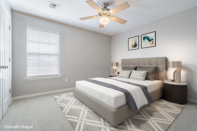 Building Photo - 101 Hoss St