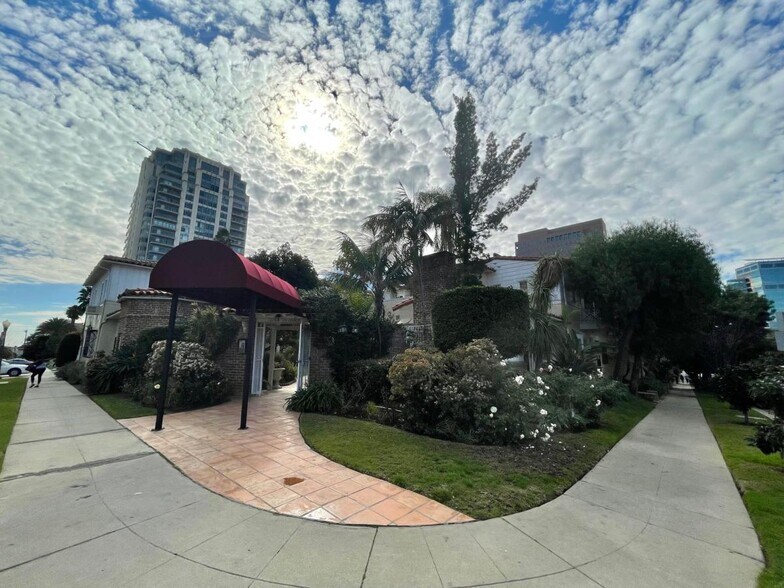 streetview - 10806 Lindbrook Dr