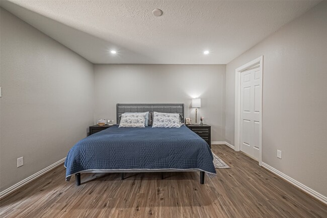 Building Photo - 15211 Camino Del Sol Dr