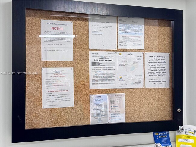 Building Photo - 919 Hillcrest Dr