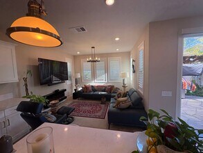 Building Photo - Elegant FULLY FURNISHED 3BR/2.5BA Condo in Carlsbad