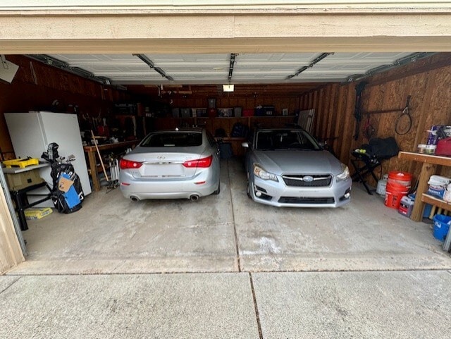 2 Car Garage - 512 W 12 Mile Rd