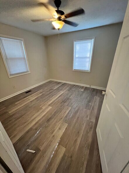 Building Photo - 1522 Aiken Ave