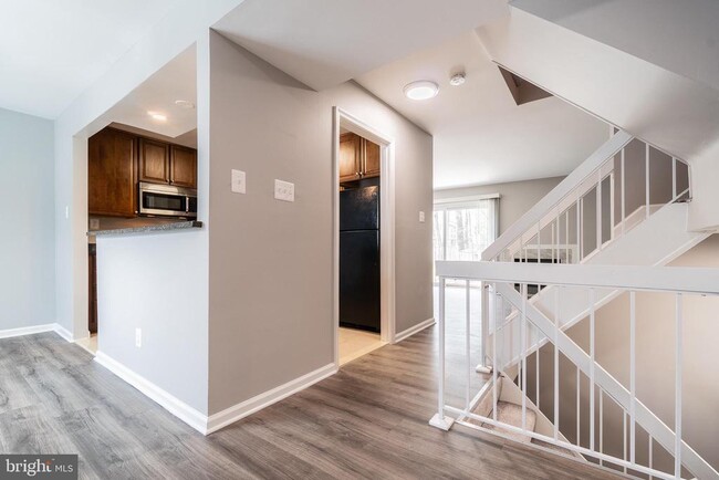Building Photo - 6028 Forrest Hollow Ln
