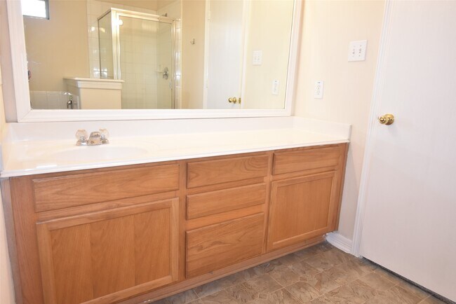 Building Photo - 21399 Forest Colony Dr