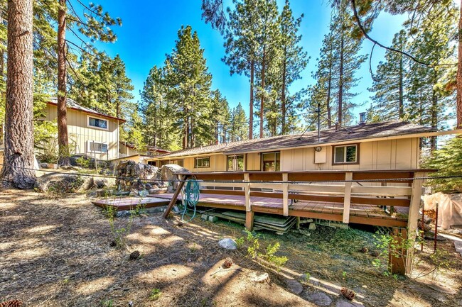 Building Photo - Cozy 3BD house avail. on 10/10/2025 for a ...