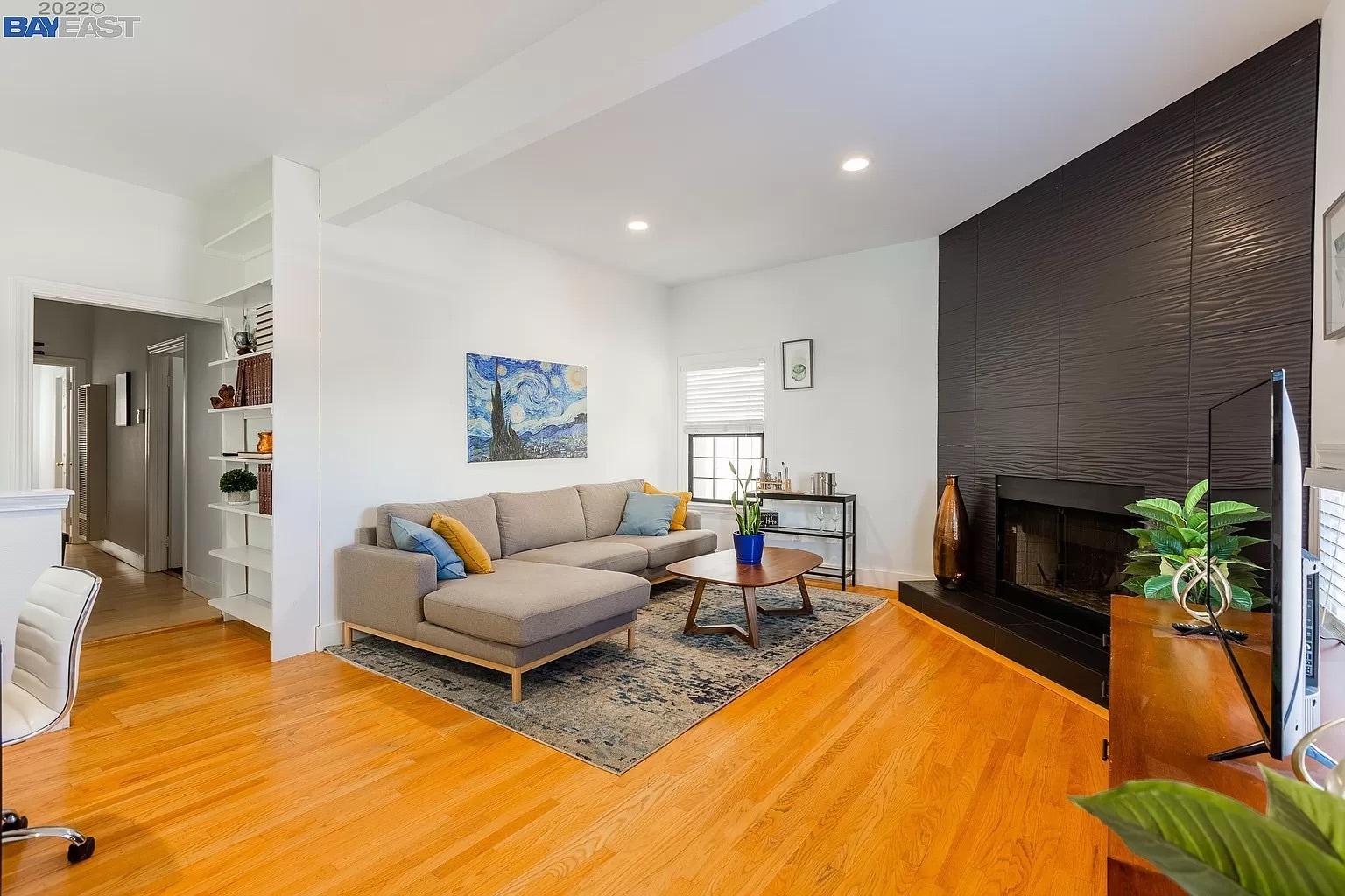 Building Photo - 541 33rd St