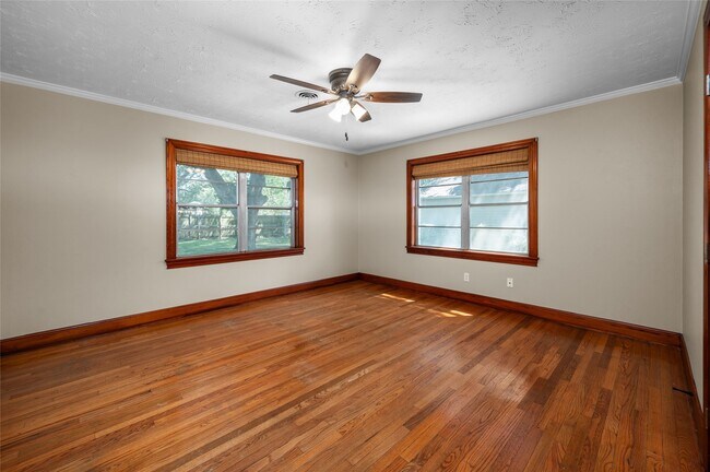 Building Photo - 940 Hardeman St