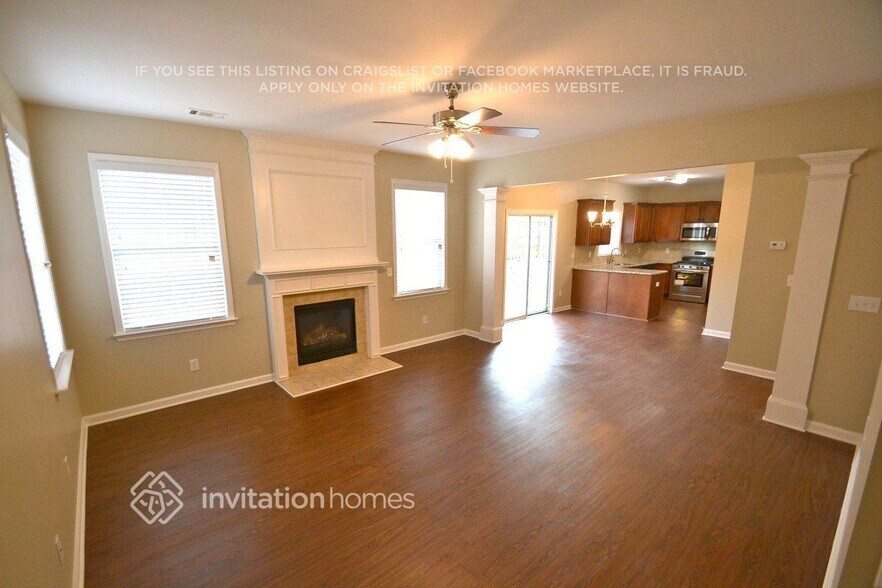 Building Photo - 3100 Delacorte Dr