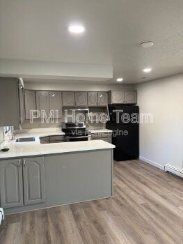 Building Photo - 245 E 200 N