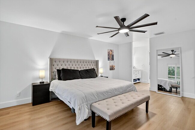 Building Photo - 372 Deer Creek Wildwood Ln E