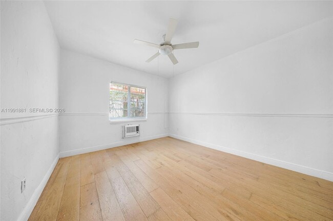 Building Photo - 844 Jefferson Ave