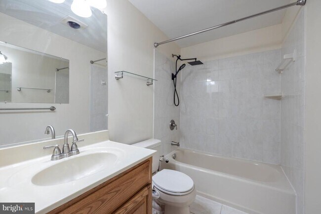 Building Photo - 7510 Summer Blossom Ln