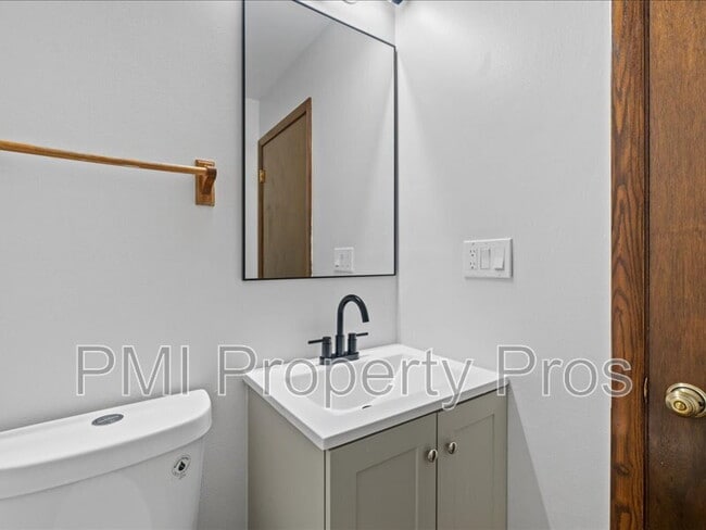 Building Photo - 8148 S 88th St