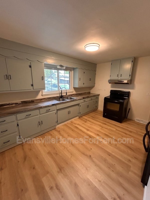 Building Photo - 2416 Margybeth Ave