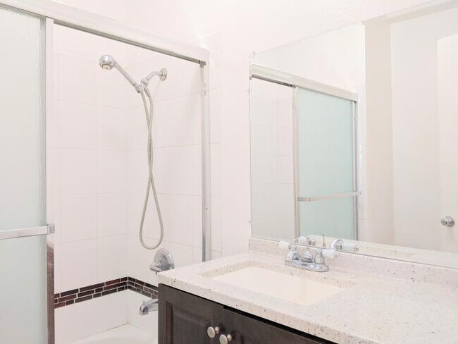 Building Photo - 4 bedroom in Monterey Park CA 91754