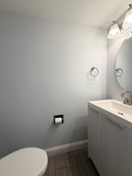 Building Photo - 345 N Gregory St