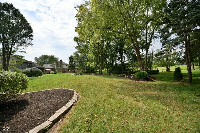 Building Photo - 1402 Edinburgh Dr