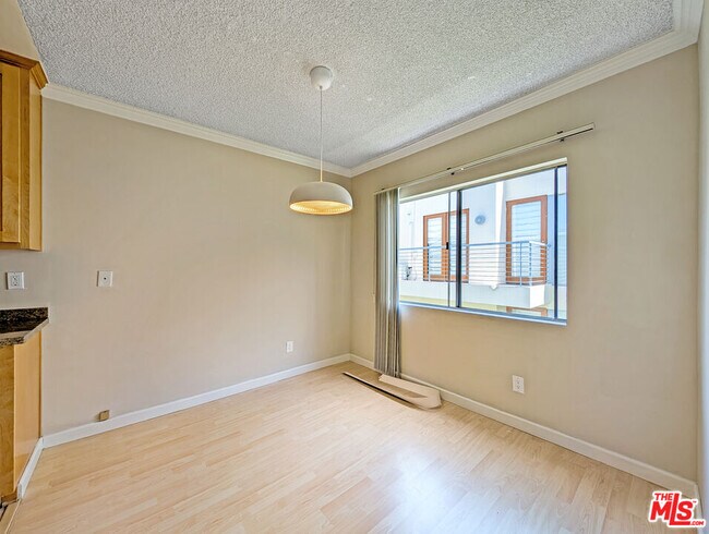 Building Photo - 1538 11th St