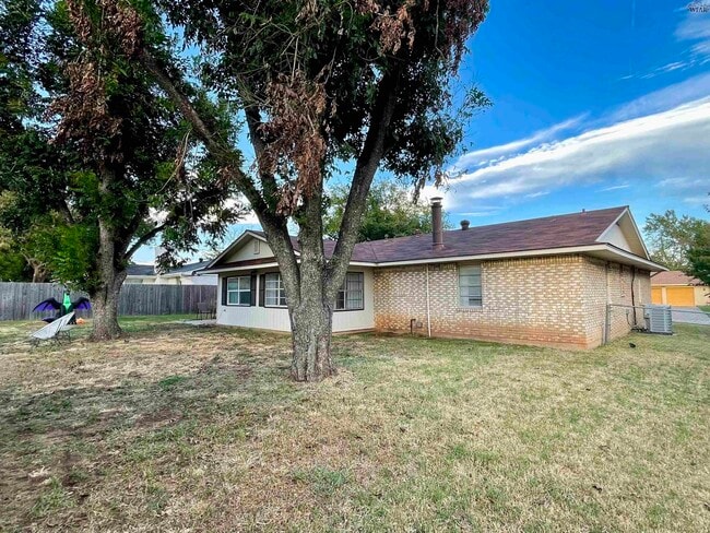 Building Photo - 4608 Priscilla Ln