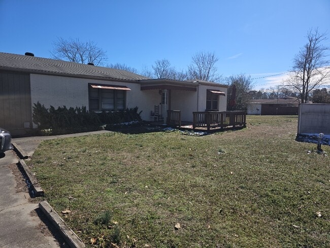 Building Photo - 1595 Slaughter Rd