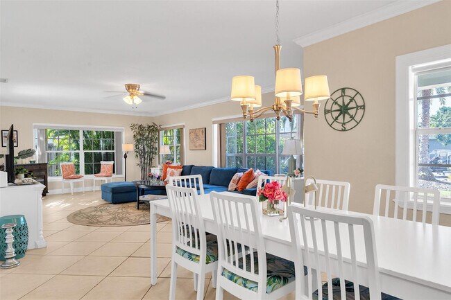 Building Photo - 3221 Seaward Dr