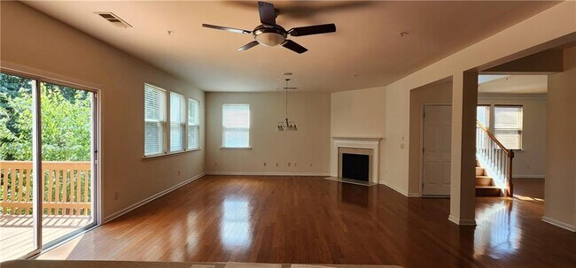 Building Photo - 479 Briarfield Xing NW
