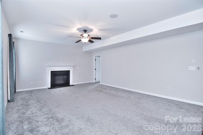 Building Photo - 5115 Chapel Chase Lane