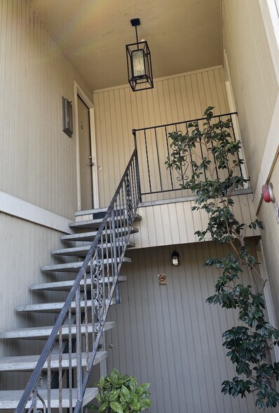 Building Photo - 7560 Bridgit Dr