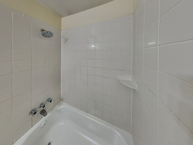 Building Photo - 1717 Michigan Ave