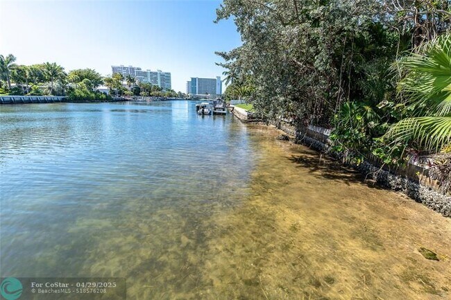 Building Photo - 1600 S Ocean Dr