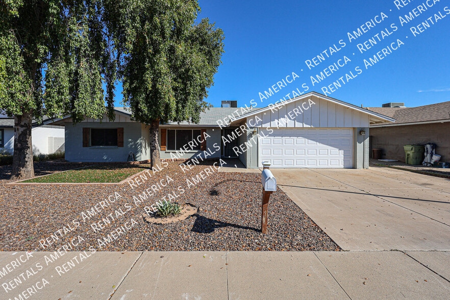 Building Photo - 5214 W Redfield Rd