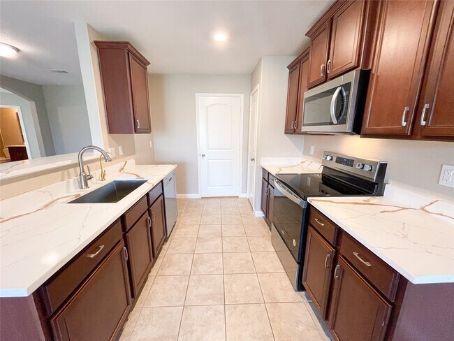 Building Photo - 2310 Nautica Terrace