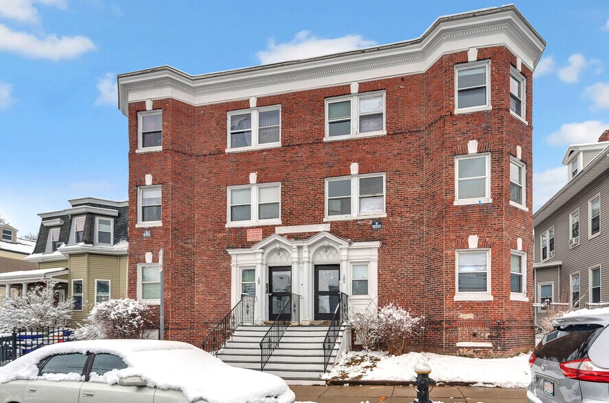 Building Photo - 107 School St