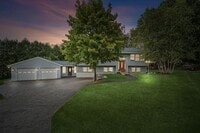 Building Photo - 4 Brown Ave