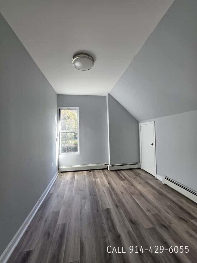 Building Photo - 104 Buena Vista Ave