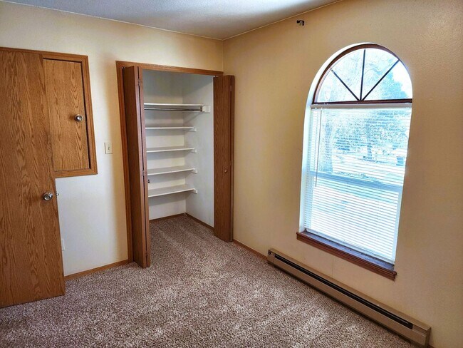 Building Photo - 3015 Illinois Ave