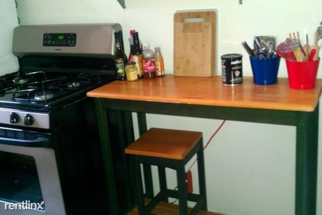 3 br, 1 bath - 425 W 121st St - 3 br, 1 bath  - 425 W 121st St