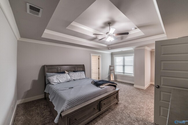 Building Photo - 6 Desert Oak Ct SW